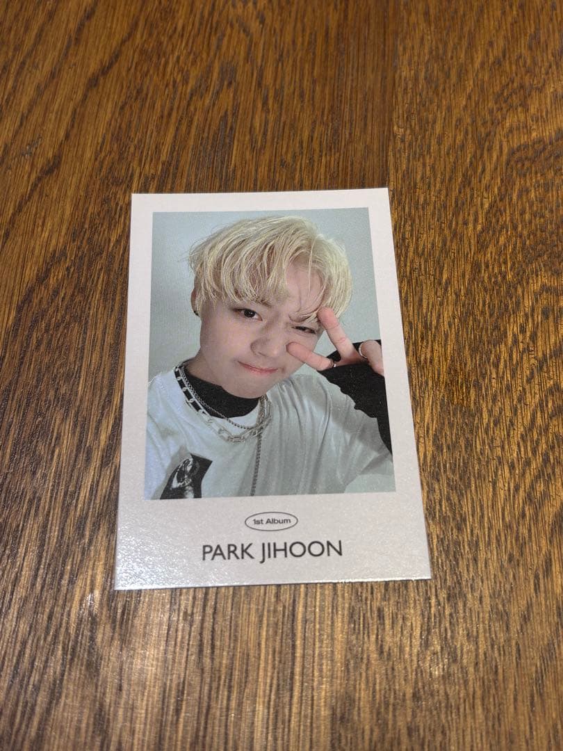 パクジフン ジフン message 封入 トレカ MEver ワナワン - メルカリ