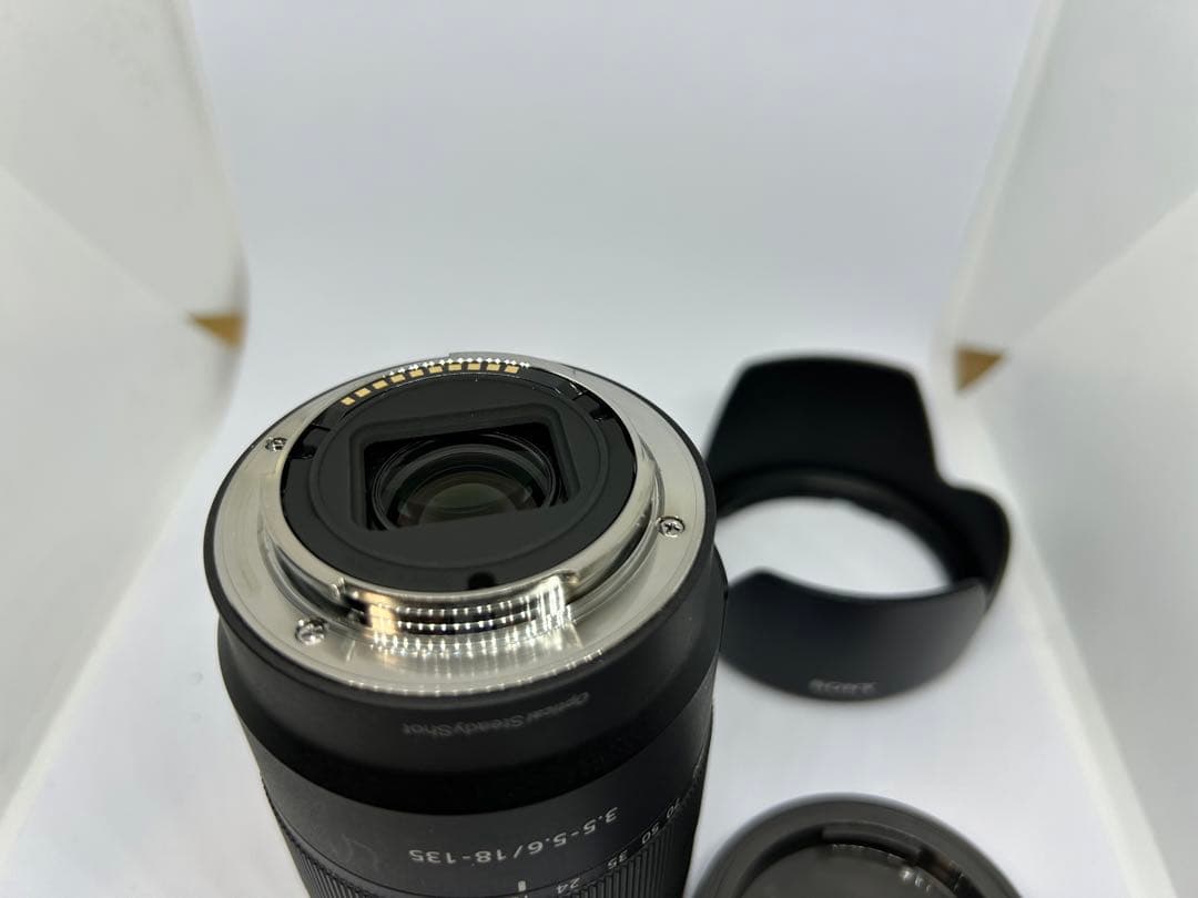 Sony SEL18135 ズームレンズ 18-135mm f/3.5-5.6