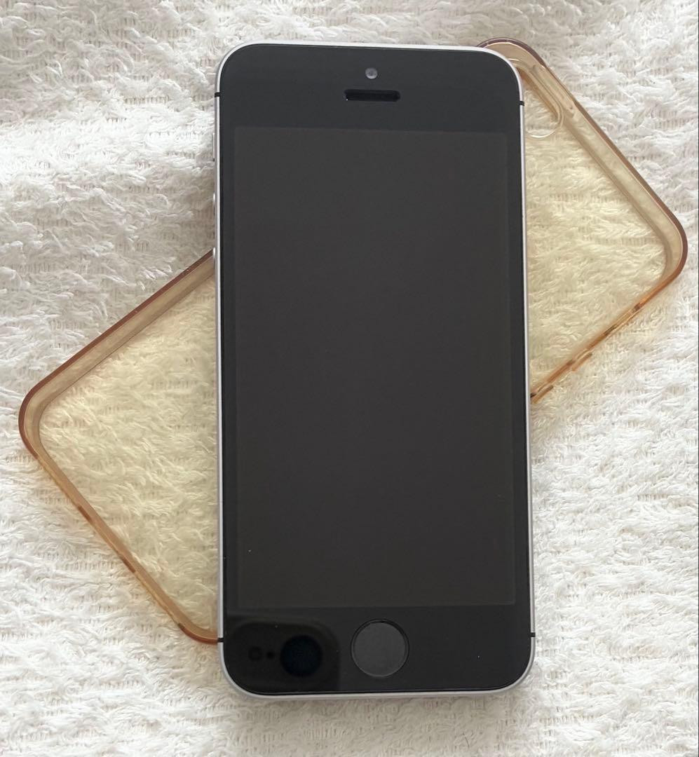 iPhone SE（初代） MP822J/A 32GBスペースグレー+保護ケース - メルカリ