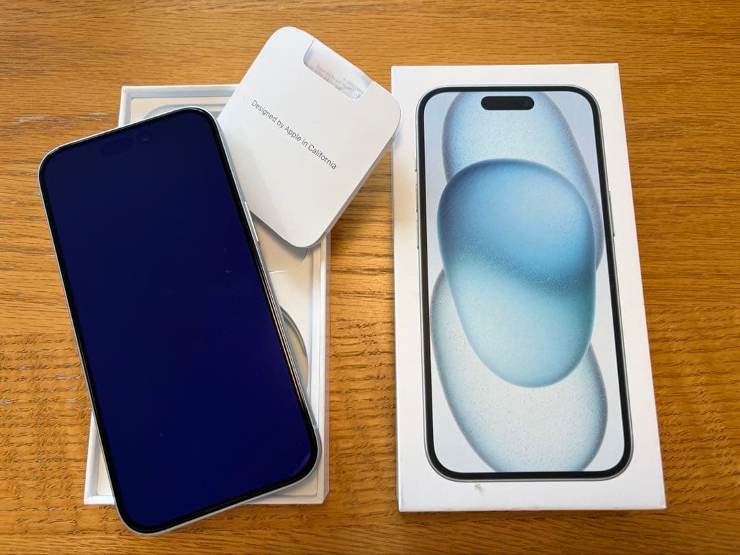 iPhone15 128GB 本体　ブルー　新品保護フィルム付き Amazon | 【整備済み品】 Apple iPhone 15 128GB ブルー SIMフリー 5G