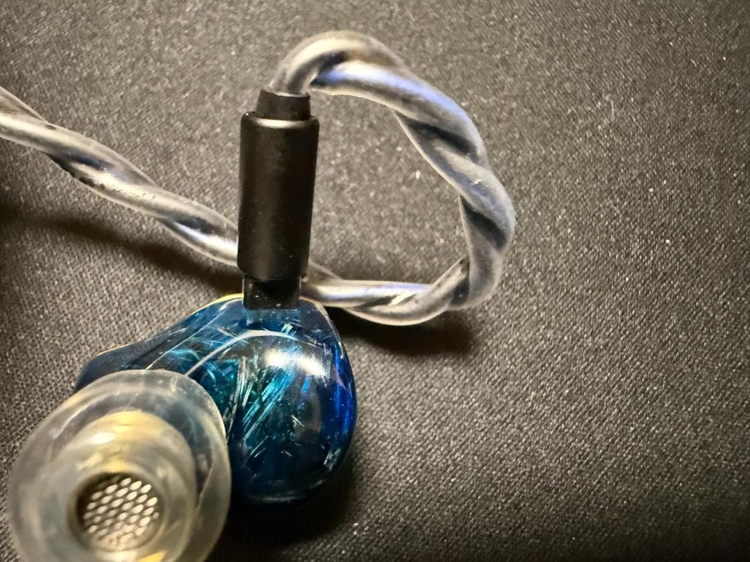 イヤホン UNIQUE MELODY MEST MKIII CF 4.4mm