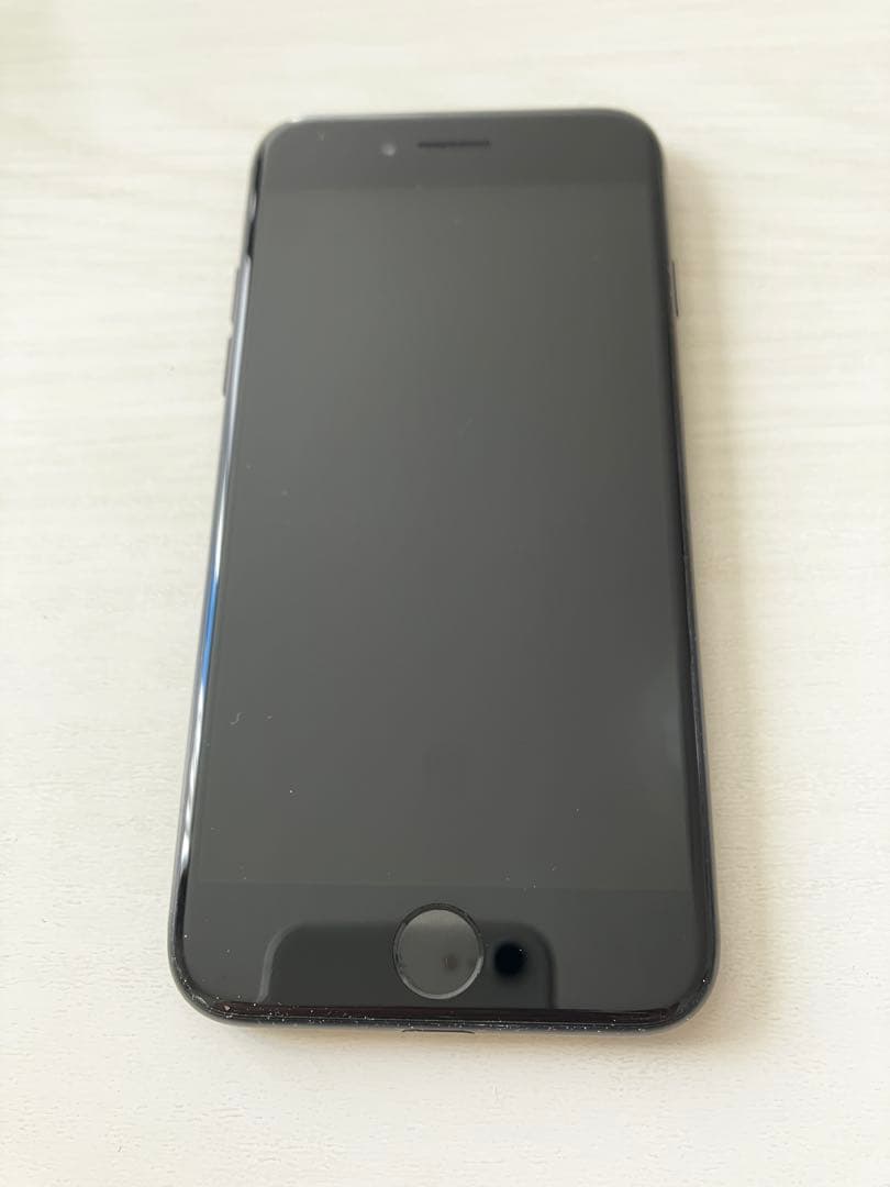 【整備品】iPhone7 128GB ブラック SIMフリー バッテリー交換済 Amazon | 【整備済み品】 iPhone 7 128G ジェットブラック SIMフリー