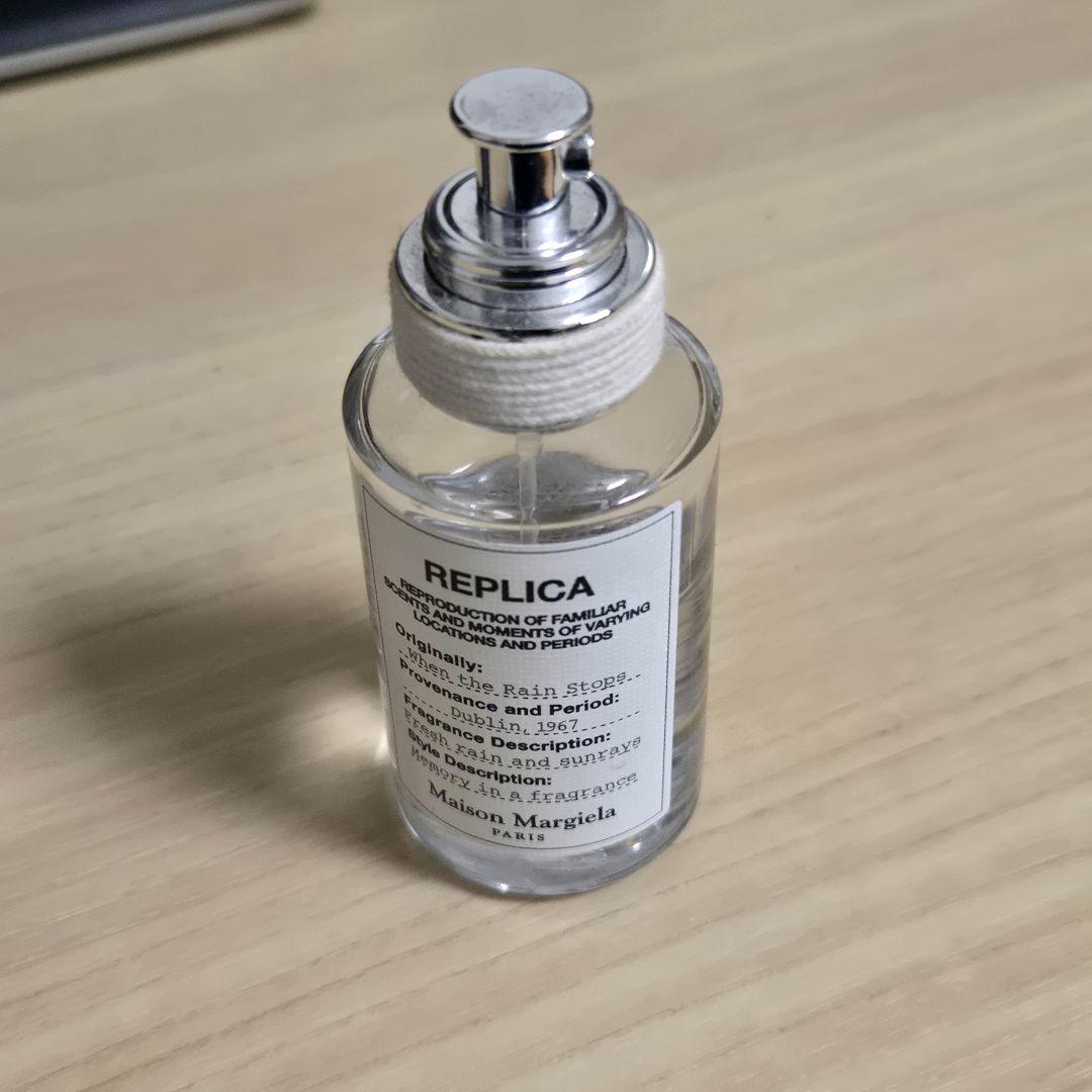 Maison Margiela REPLICA ウェン ザ レイン ストップス - メルカリ