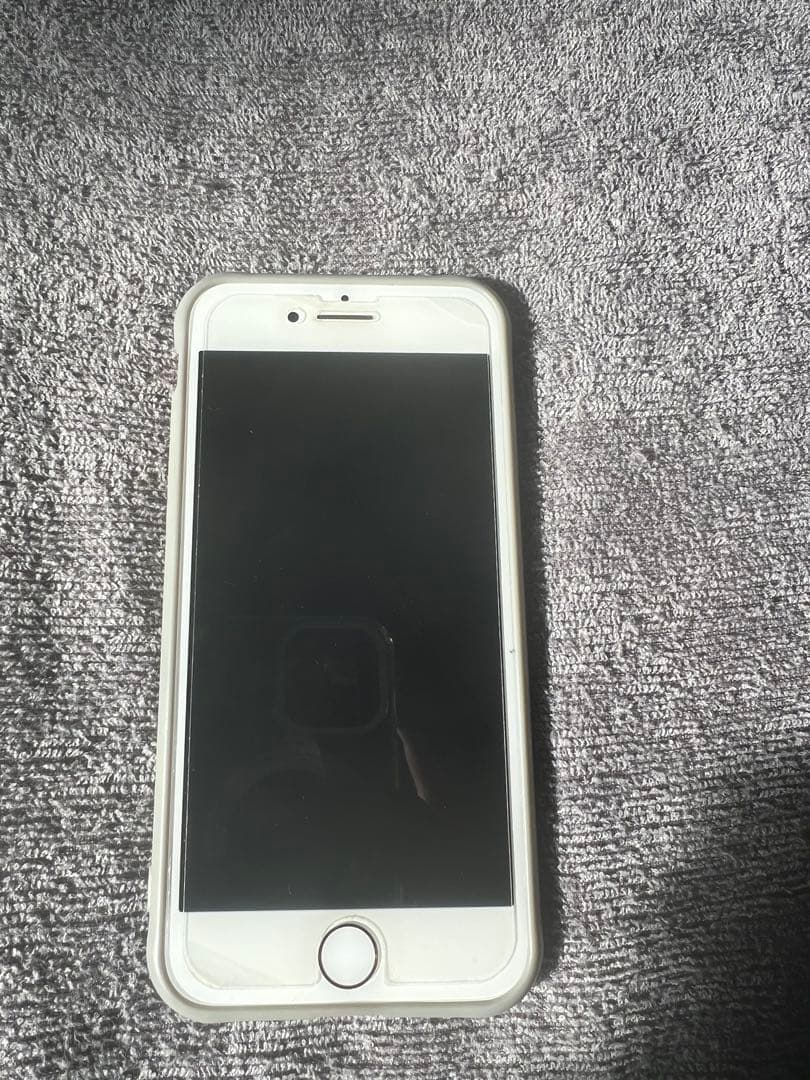 [256gb]Apple iPhone 8 ゴールド ケース付き Amazon | 【整備済み品】 Apple iPhone 8 256GB ゴールド SIMフリー