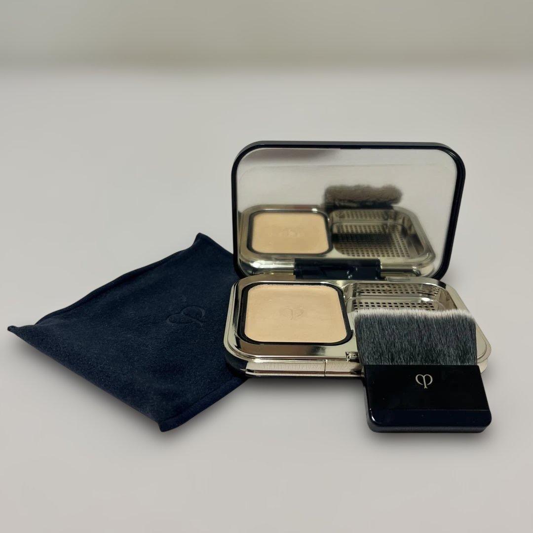 クレドポー ボーテ オークル00 タンプードルエクラII パンソー付き