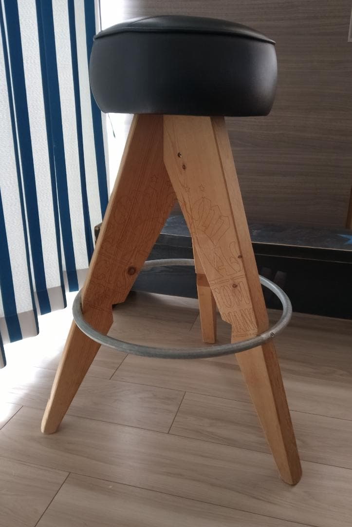 M&M CUSTOM PERFORMANCE 回転スツール チェア - メルカリ