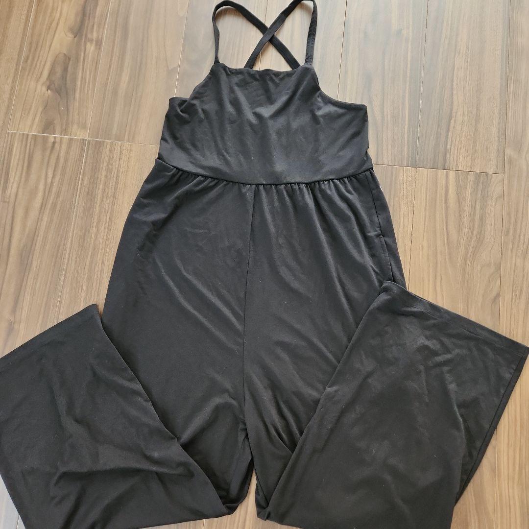 新品スリアYOGAウェア　オールインワン スリア オールインワン M ヨガウェア サロペット ヨガ suria