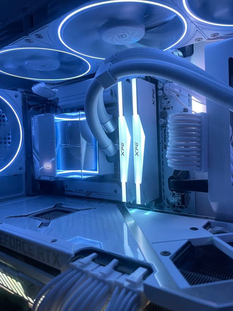 H*N様 XPG LANCER RGB DDR5 16GB×2 5600MT/s XPG Lancer/Lancer RGB DDR5 UDIMM 288-Pins Desktop SDRAM Memory RAM