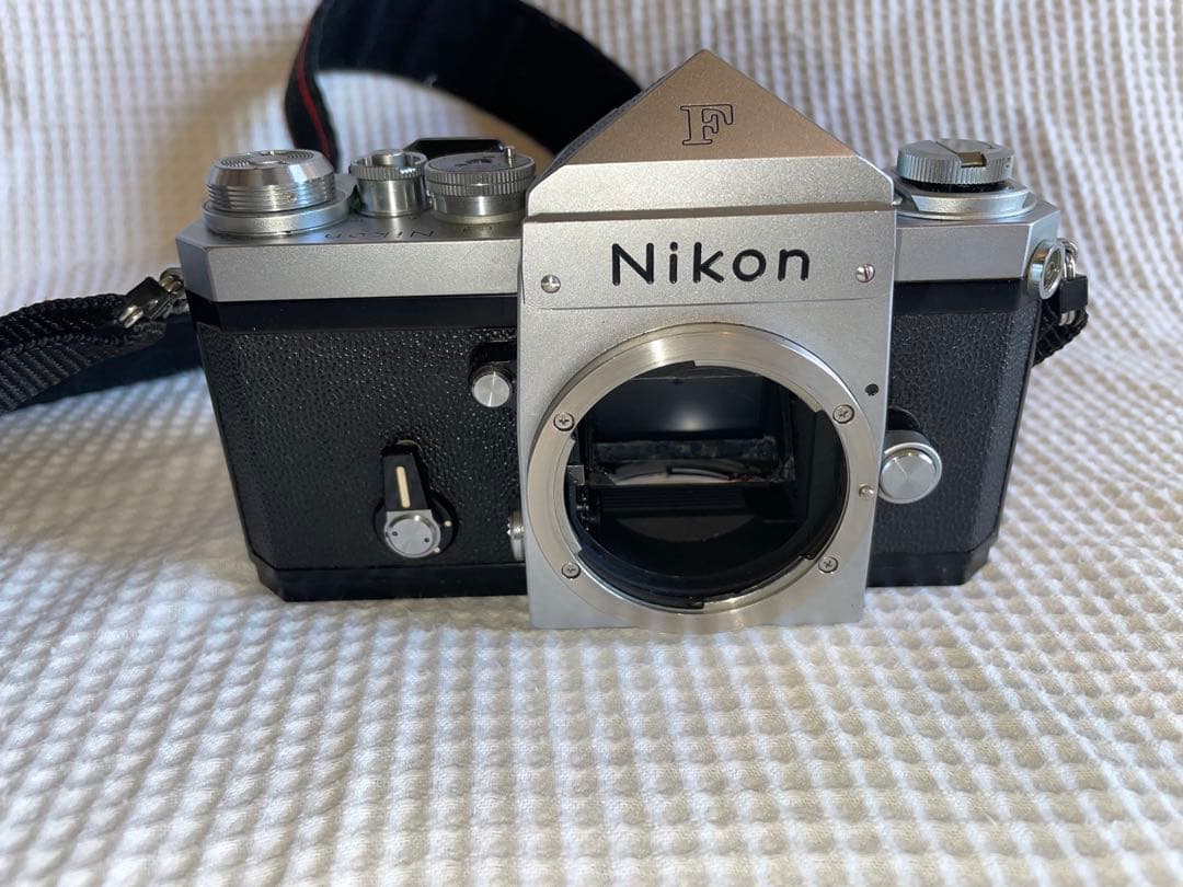 Nikon F 一眼レフカメラ 35mm フィルム NIKON|35MM一眼レフ|【ハードオフ公式通販】オフモール|2013820000004811