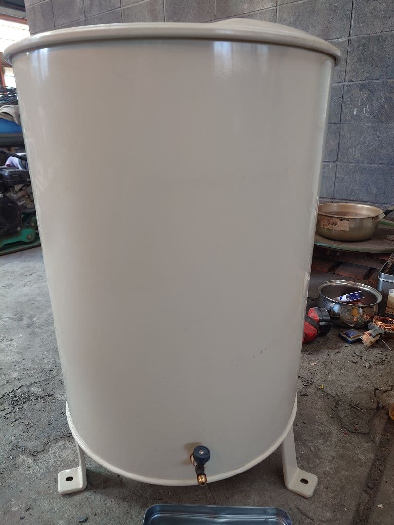 長府　灯油タンク85L 楽天市場】オイルタンク 容量：85L ステンレス製 SOT-981 長府製作所