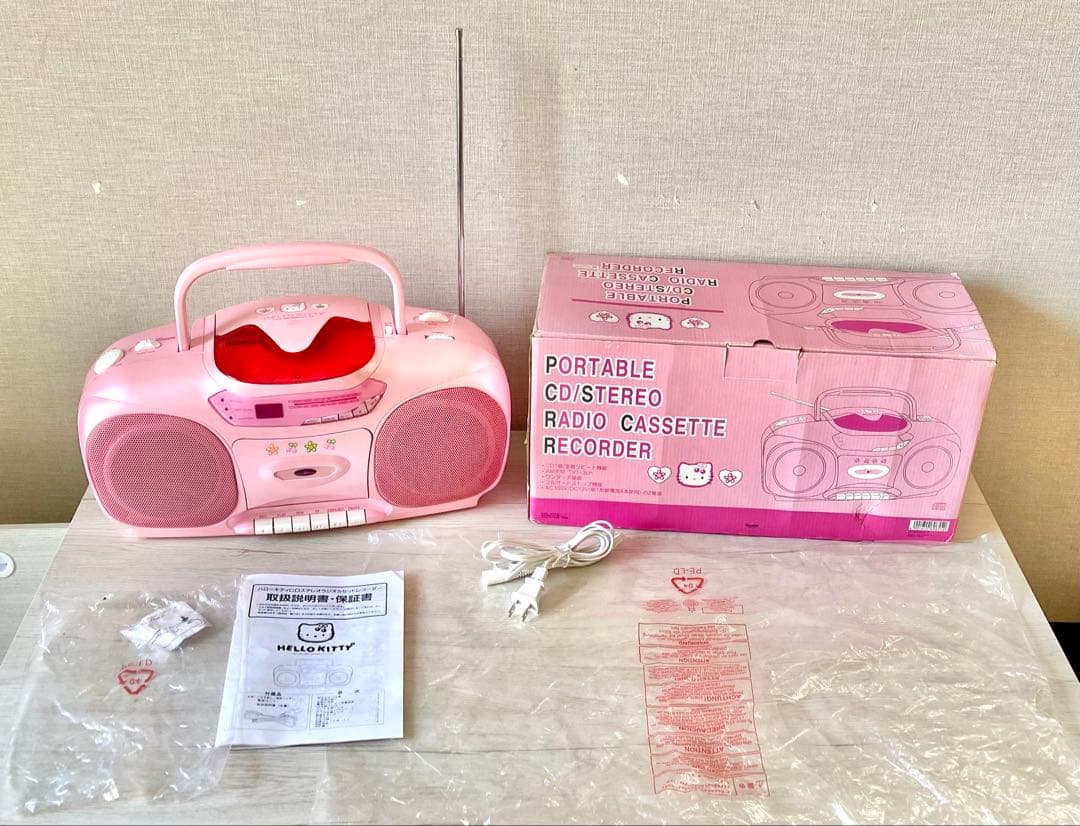 Hello Kitty ポータブルCD/ステレオラジカセ – 動作良好・美品！ 希少】ハローキティ CDラジカセ Hello Kitty CDプレーヤー - メルカリ
