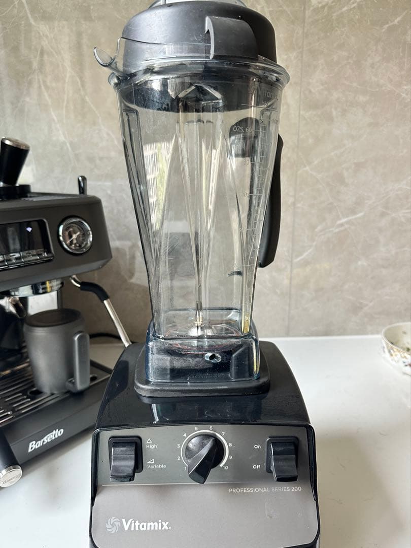 Vitamix Professional Series 300 ブラック 公式】バイタミックス Vitamix ミキサーパーソナルカップアダプター
