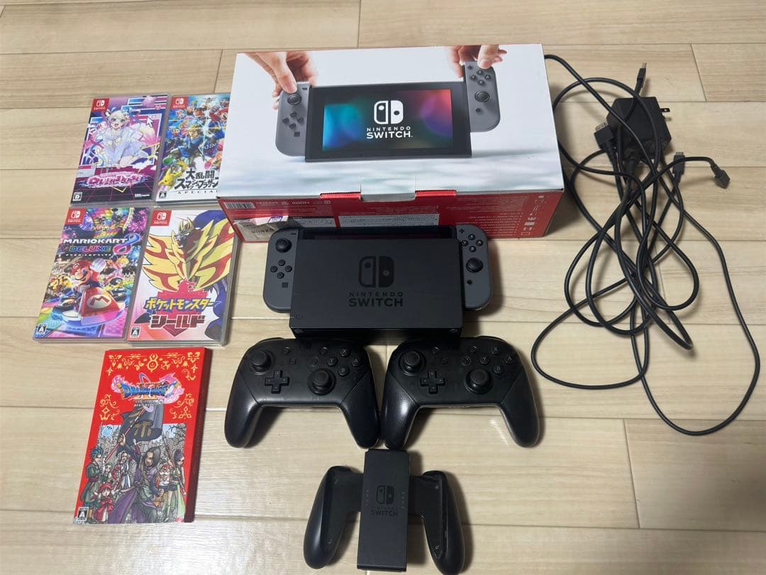 Nintendo switch 本体　グレー　ソフト　セット Amazon.co.jp: Nintendo Switch 本体 (ニンテンドースイッチ) Joy-Con