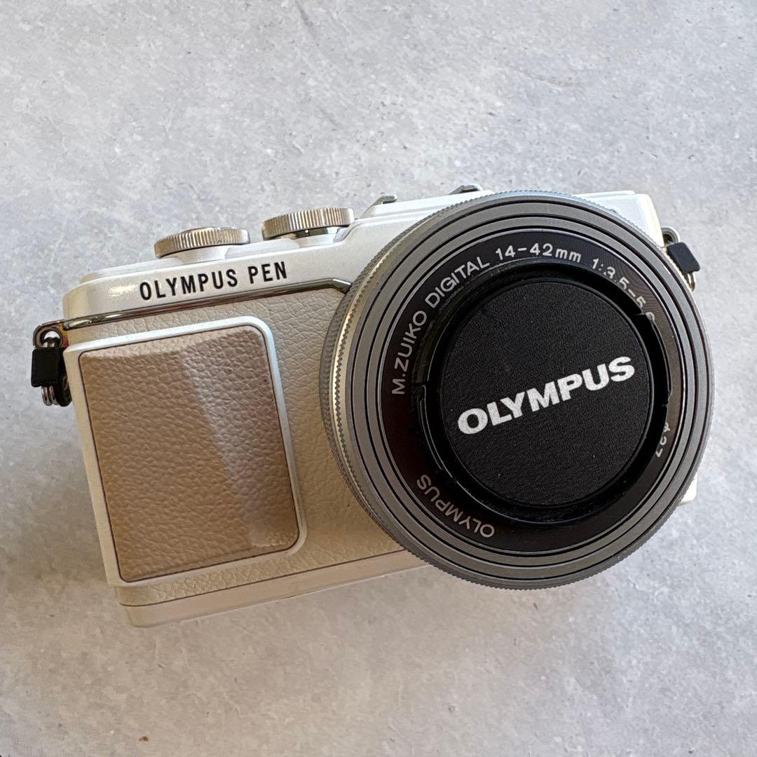 【美品】OLYMPUS PEN Lite E-PL7ミラーレスカメラ E-PL7 ミラーレス一眼カメラ 14-42mm EZレンズキット PEN Lite