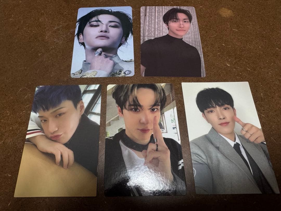 ateez トレカ セット ホンジュン ソンファ ユノ サン - メルカリ