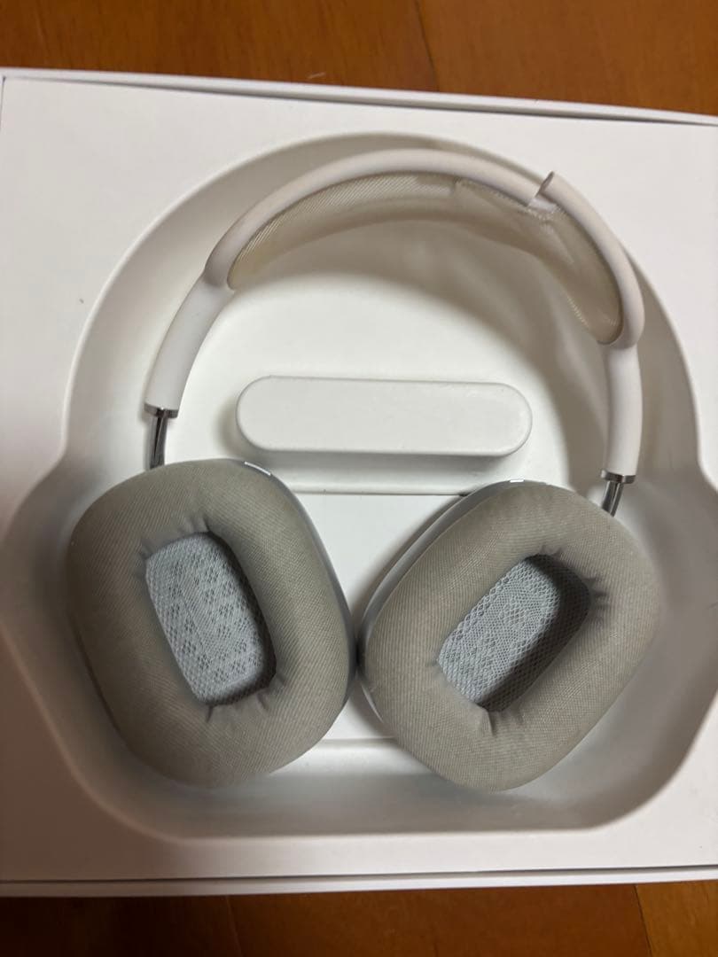 AirPods MAX シルバー シリアル番号あり正規品 - メルカリ