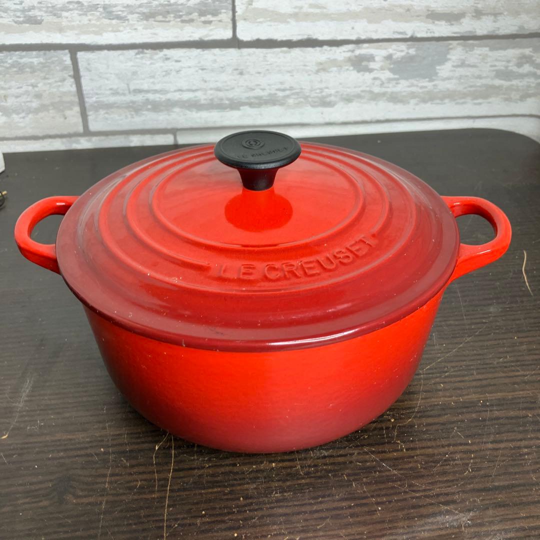 Le Creuset ホーロー 両手鍋 赤 20cm Le Creuset（ル・クルーゼ） 公式 鍋 IH 両手鍋 ｜ シグニチャー