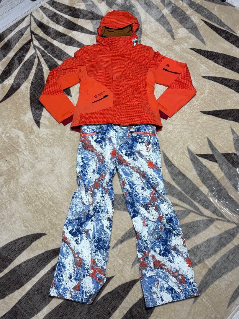美品】レディース　スキーウェア　マウンテンフォース MOUNTAIN FORCE(マウンテンフォース)