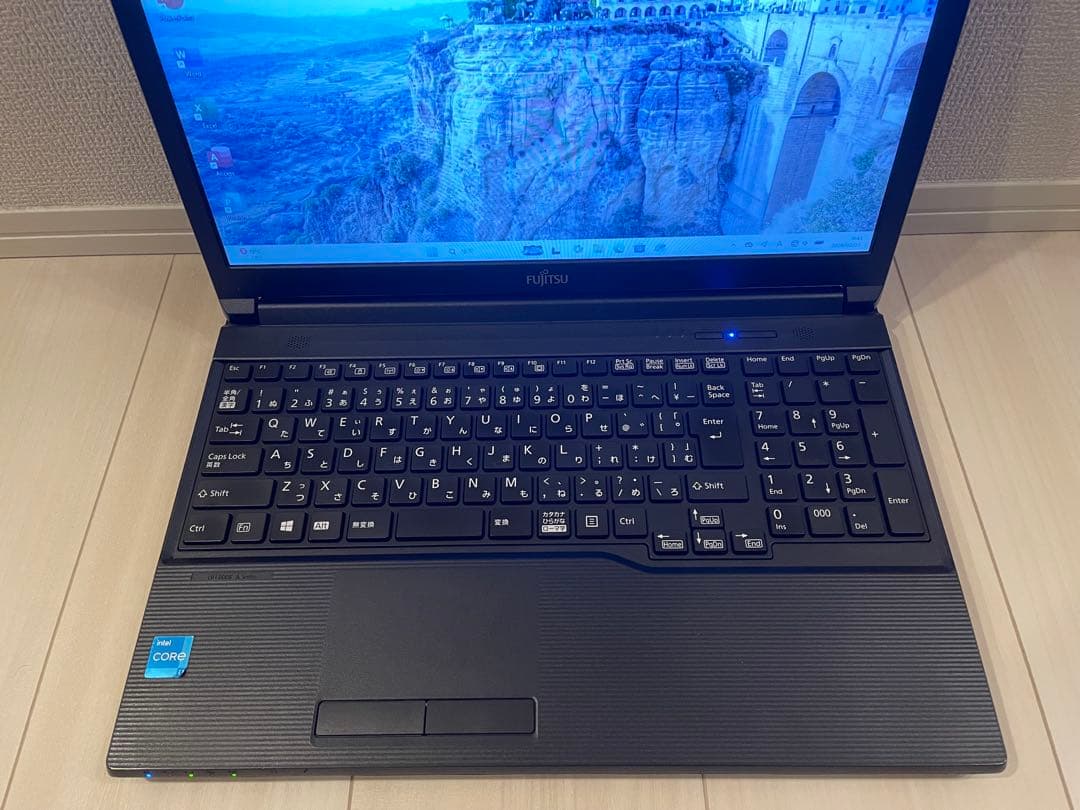 富士通 A5511/G i3-1125G4 256G DVDドライブOffice - メルカリ