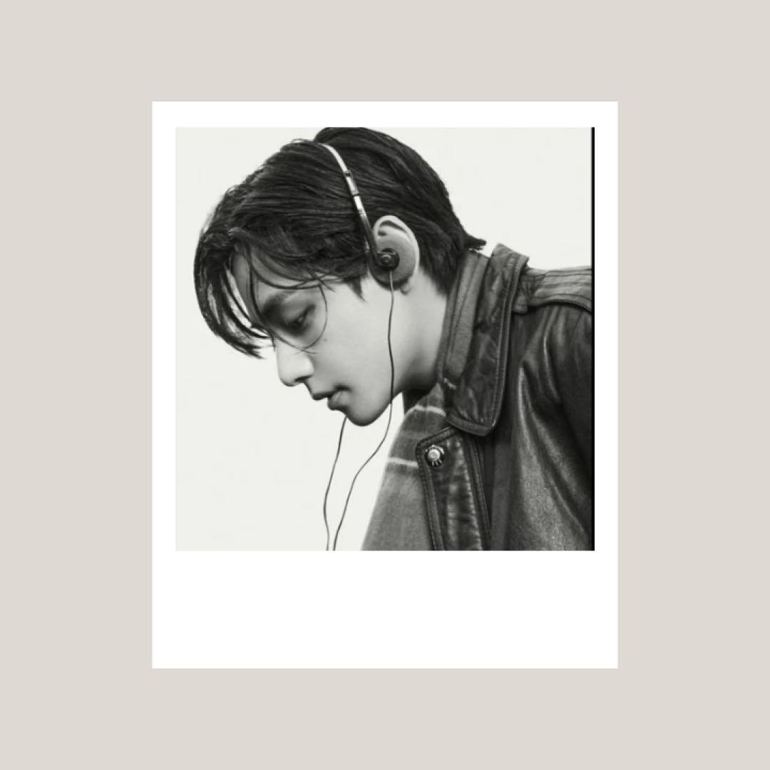 テテ テヒョン ポラロイド 4枚組 BTS V バンタン 防弾少年団 トレカ