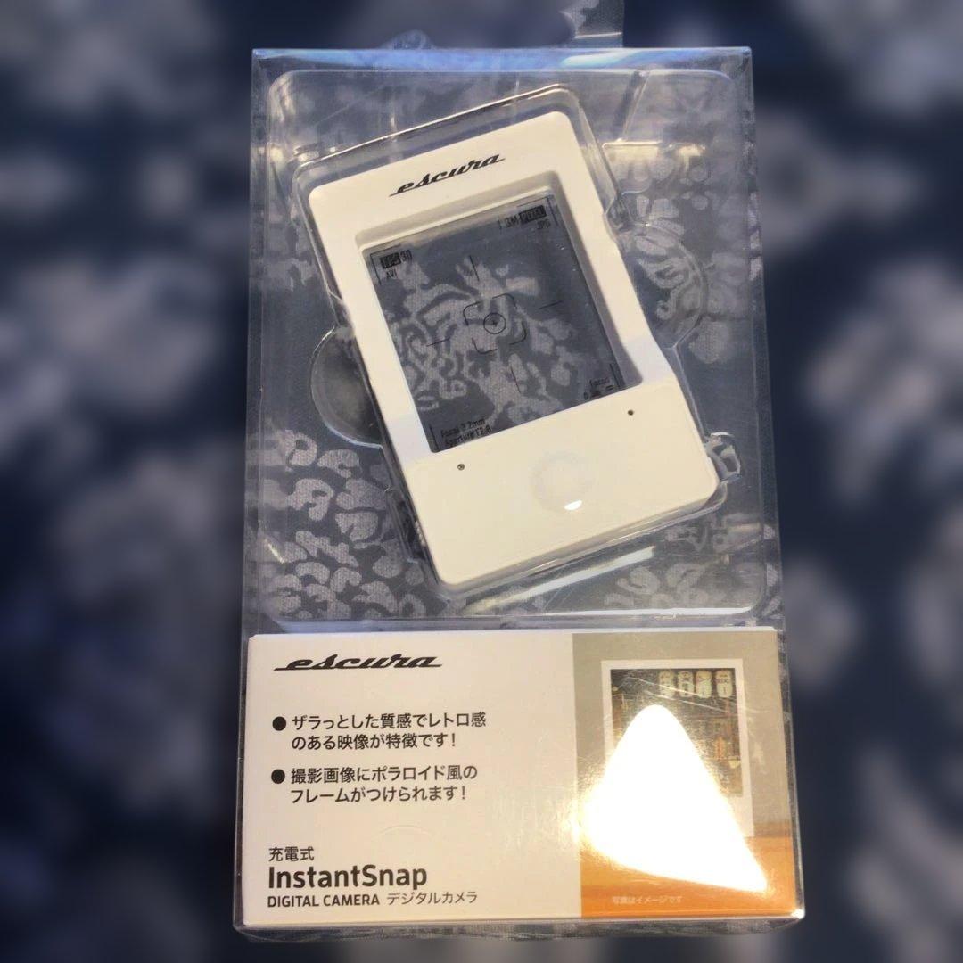 Escura InstantSnap デジタルカメラ　＋新品SDカード 楽天市場】Escura InstantSnap エスクーラ インスタントスナップ 充電