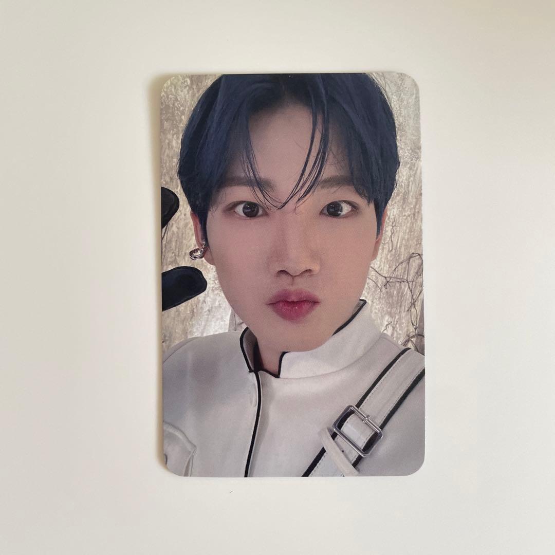 treasure ジュンギュ トレカ - メルカリ