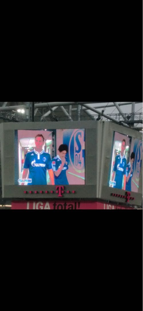 超貴重！Uchida 22 Schalke 04 サイン入りシャツ - メルカリ