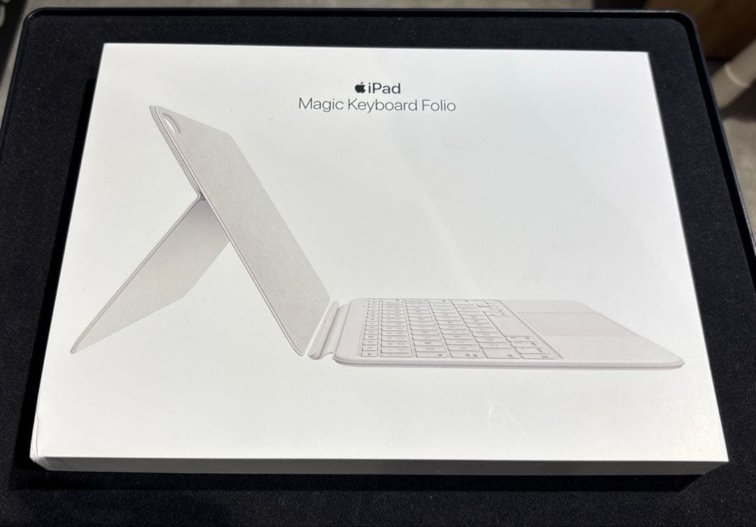 キーボード aromiPad Magic Keyboard Folio I've been using the Apple Magic Keyboard Folio and this is the