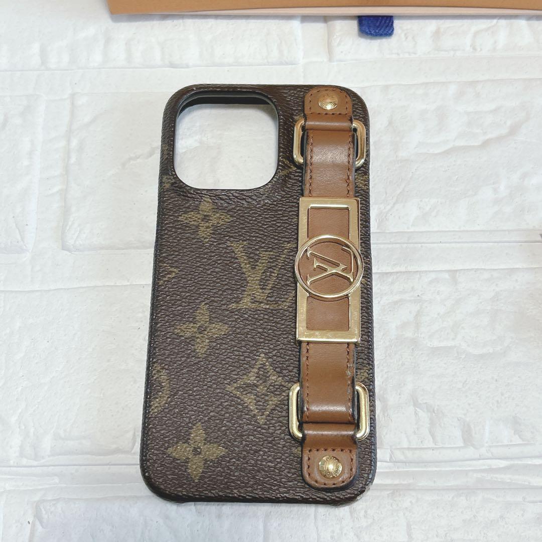 ルイヴィトン バンパー ドーフィーヌ モノグラム iPhone13Pro 箱付き