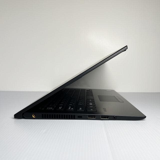 バッテリー7時間半☆軽量薄型モデル持運び最適☆VAIOノートパソコン