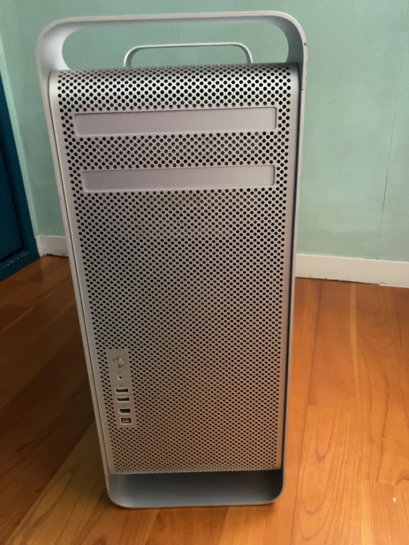 Mac Pro3.1改 El Capitan SSD rad5870 BT4.0 - メルカリ