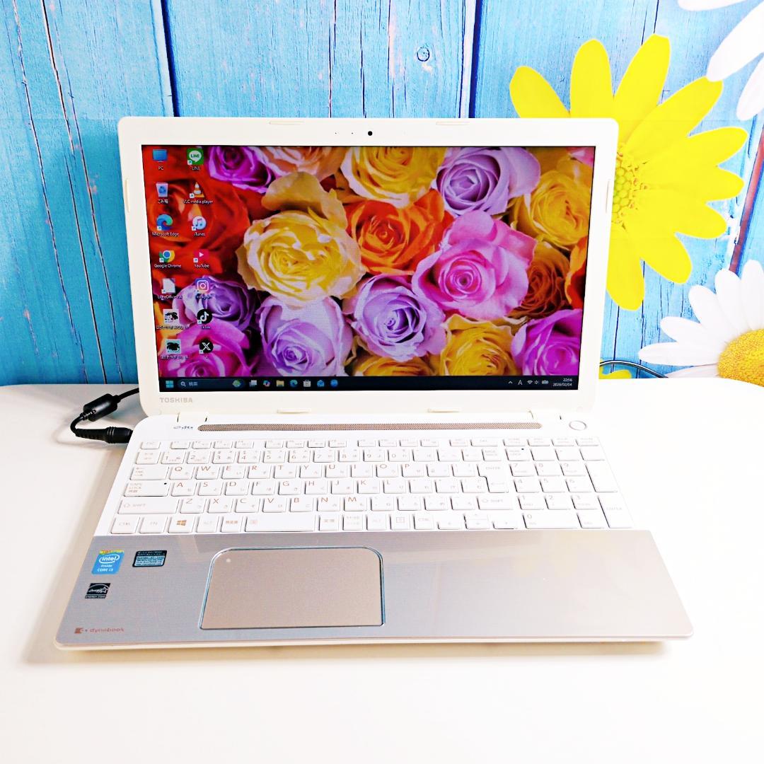 美品Windows11✨SSDで快適✨設定済すぐに使えるノートPC✨初心者女性向