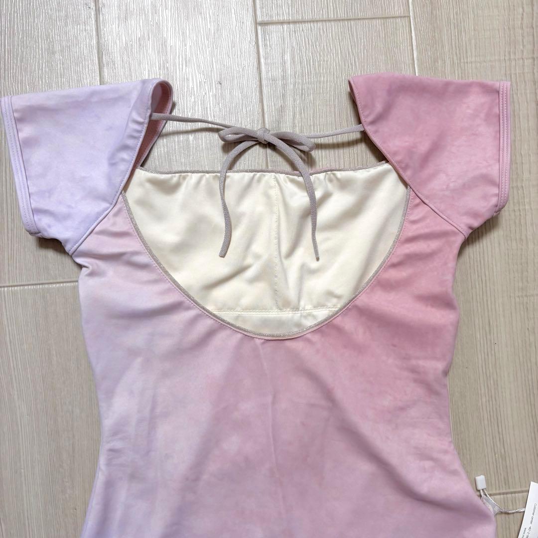新品 majouet レオタード ピンク パープル 半袖 S グラデーション