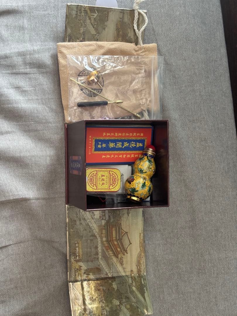 鼻煙壺 鼻烟壶 珐琅彩（七宝焼）工芸 益德誠 - メルカリ