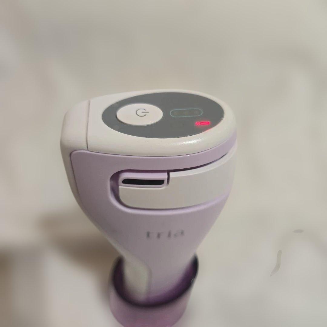 ジャンク tria トリア パーソナルレーザー脱毛器 SRL 赤いビックリ