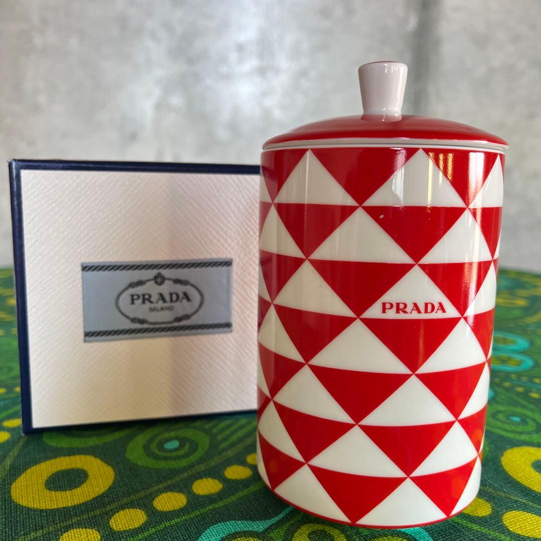 ☆プラダ☆PRADAレッド☆キャンドルホルダー☆アロマキャンドル【送料