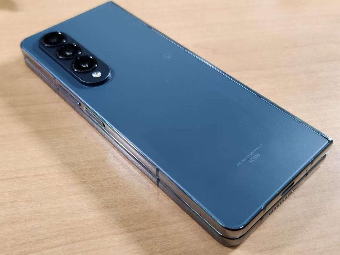 020700K 美品Galaxy Z Fold4 SCG16 256GB - メルカリ