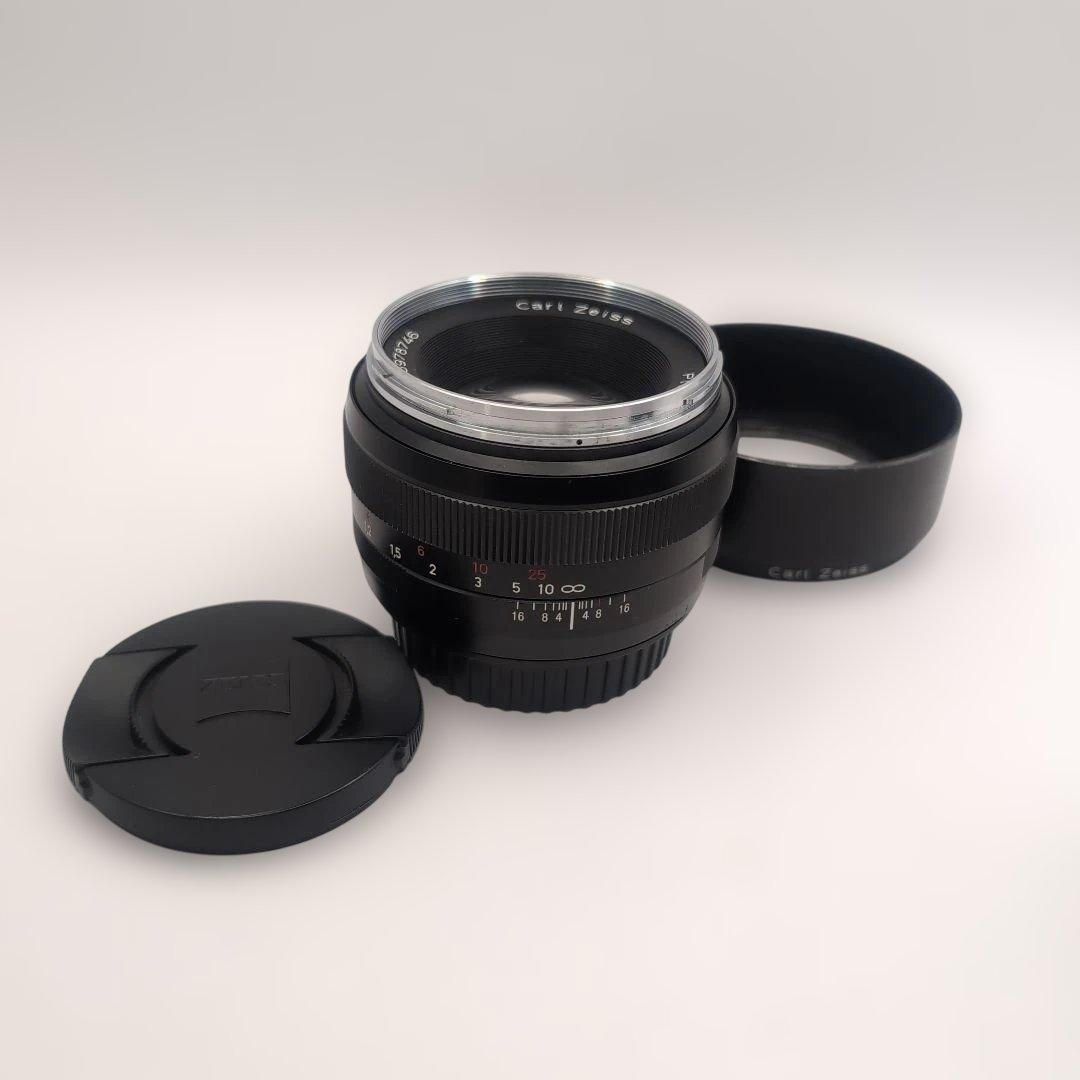 レンズ(単焦点) Carl Zeiss Planar T 1.4/50 ZE Canon EF カメラレンズ T* 1.4/50 Planar ブラック [キヤノンEF /単焦点レンズ