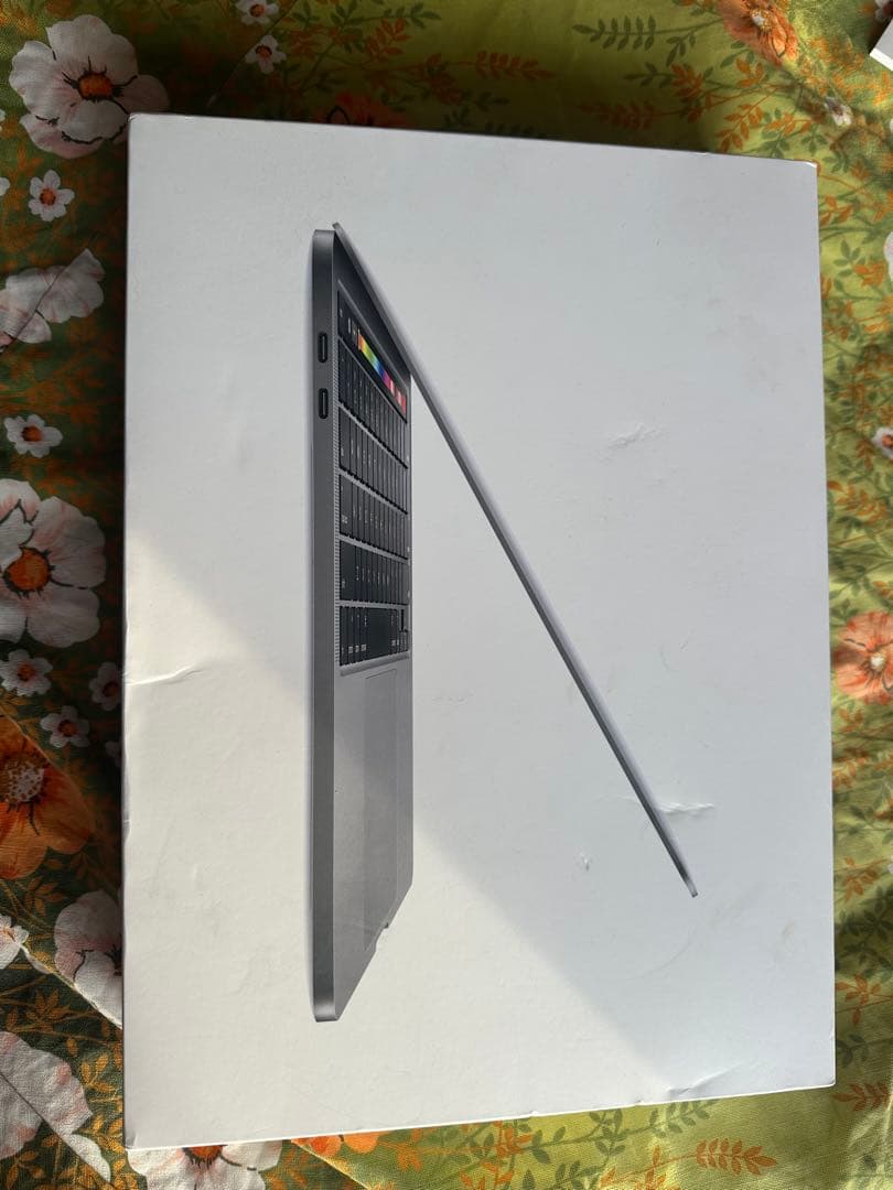 MacBook Pro 13インチTouch Bar2018年電源入らず部品取り MacBook Pro 13インチ Touch Bar 2018 トラックパッドの交換 - iFixit