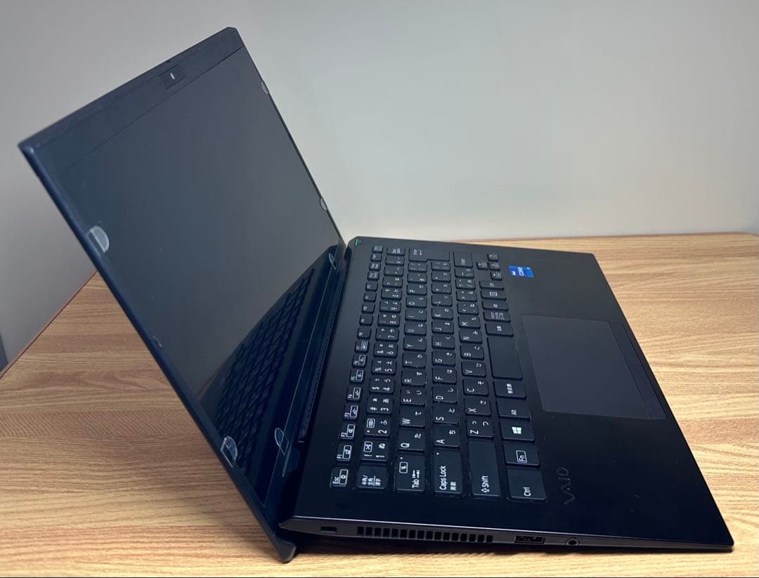良品 VAIO Core i7gen11,画面 14inch 4K,メモ32Gb - メルカリ