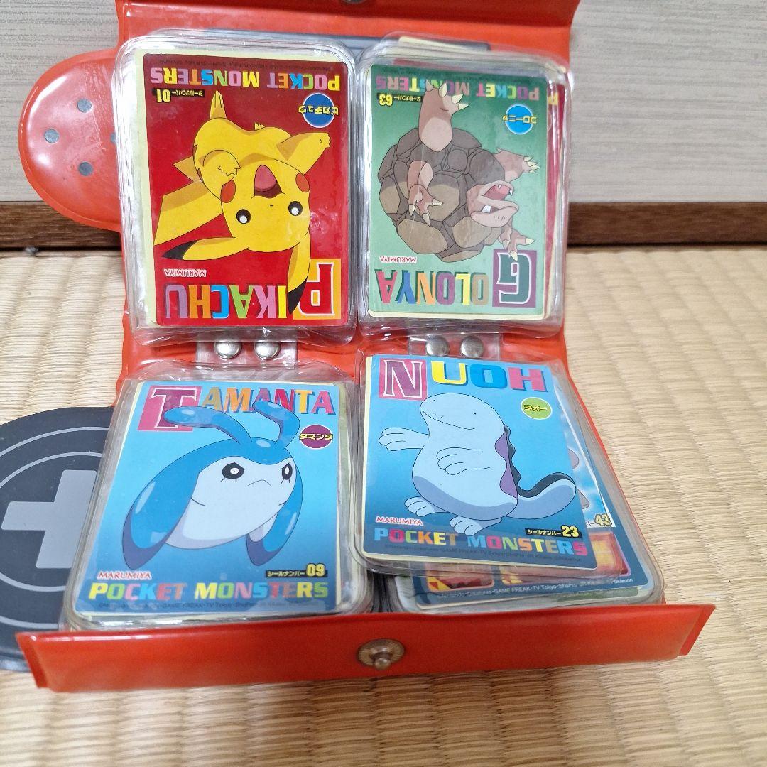 丸美屋 ポケモンシールホルダー+シール65枚セット - メルカリ