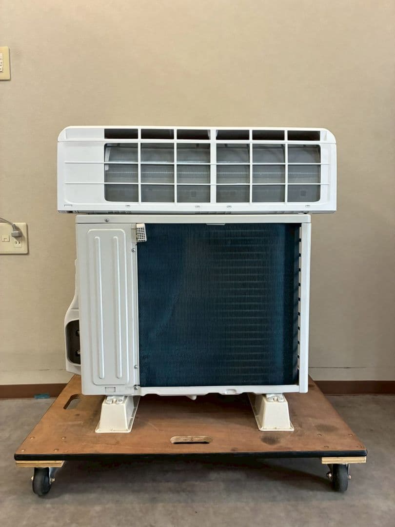 2134 リエア【YHA-S25P-W】2024年製 8畳 エアコン 中古 - メルカリ