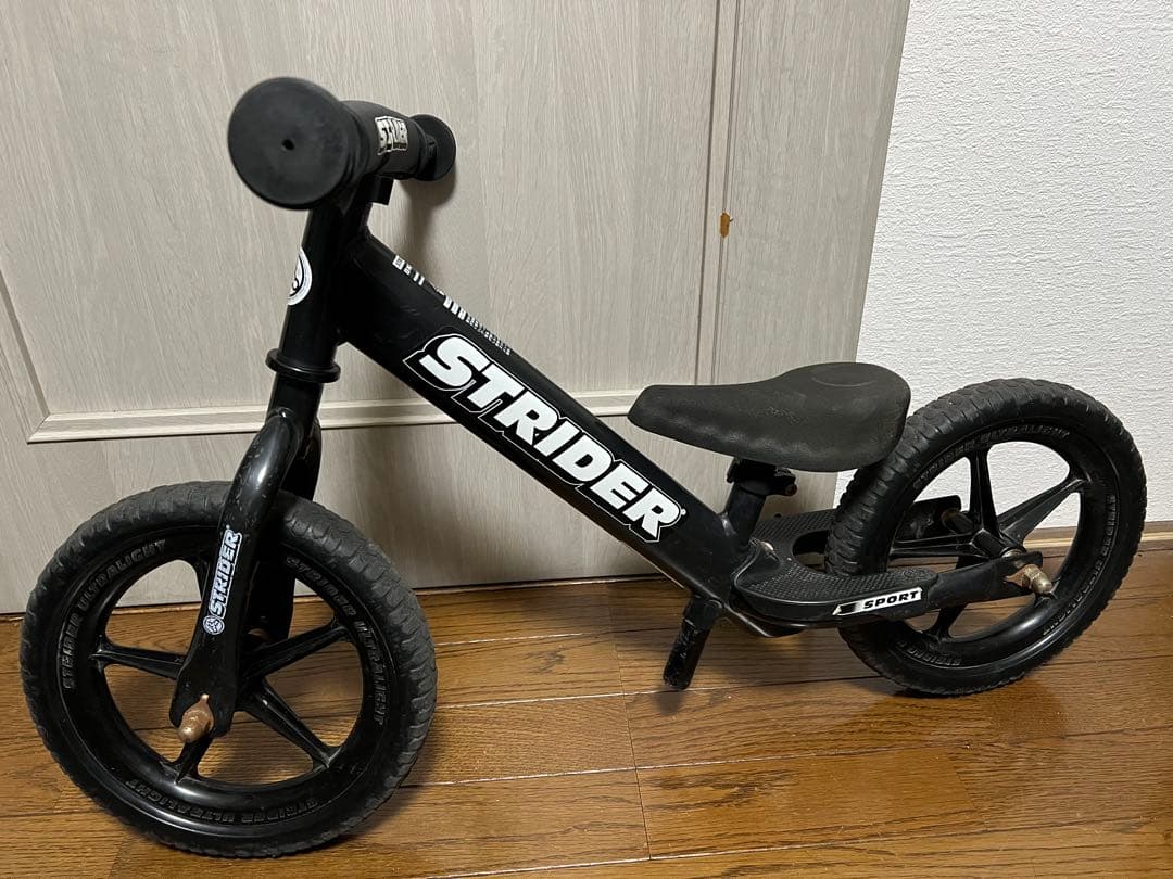 STRIDER ストライダー スポーツモデル 12インチ ブラック箱あり - メルカリ