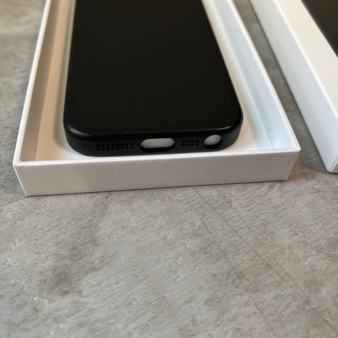 新品！初代iPhoneSE Apple純正レザーケース ブラック 黒 - メルカリ