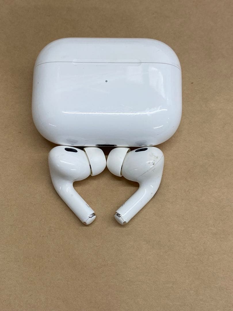 H6C800☆AirPods Pro 2nd 第2世代ライトニング A2698 - メルカリ