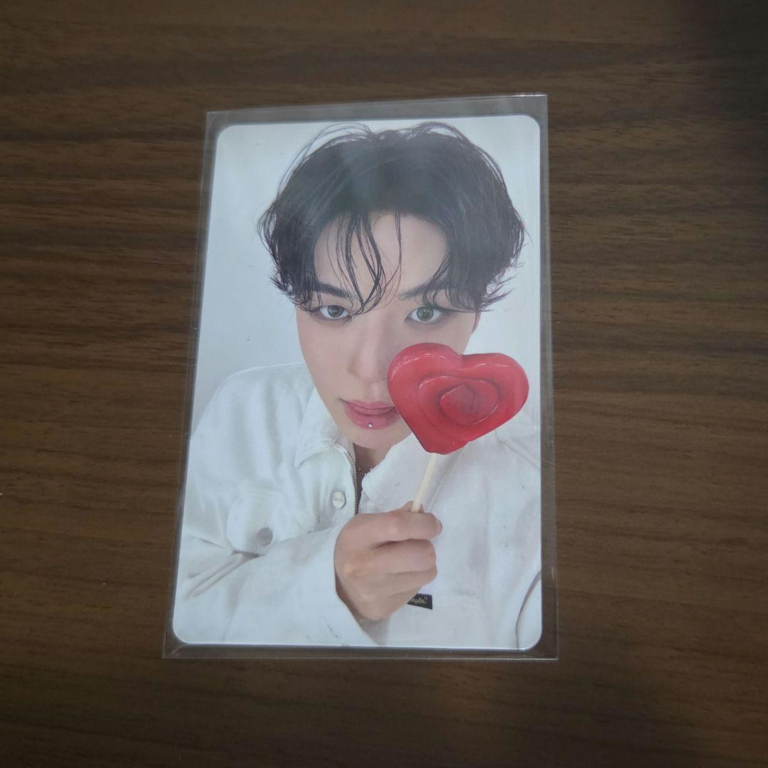 TREASURE ジェヒョク 1万円トレカ - メルカリ