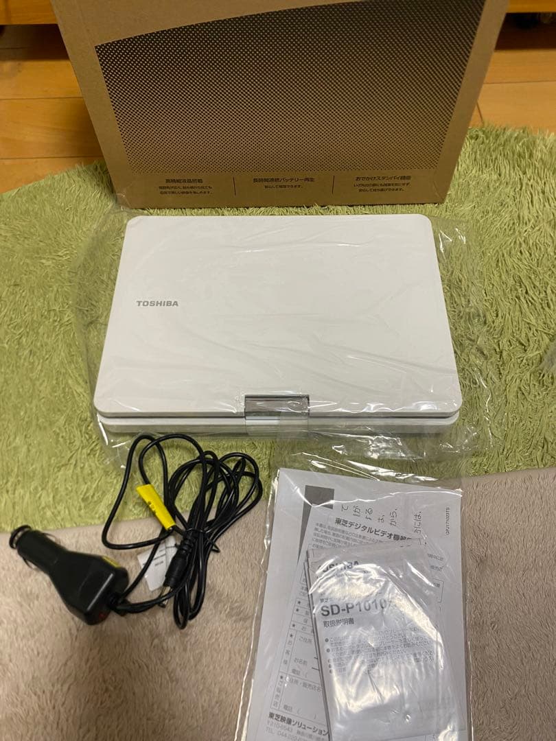 TOSHIBA 東芝 REGZA ポータブルDVDプレーヤー SD-P1010S - メルカリ
