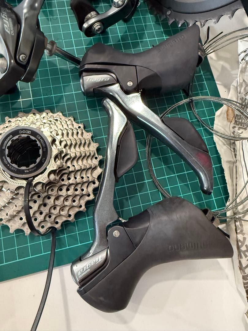 美品 SHIMANO ティアグラ R4700 リムブレーキ グループセット