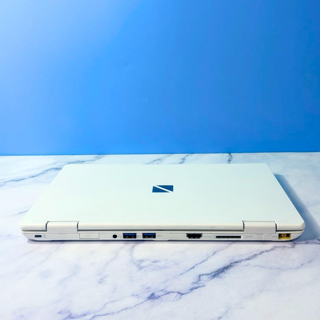 ☆1台限り☆】軽量コンパクト！SSDで快速・Win11・ホワイトノートパソコン