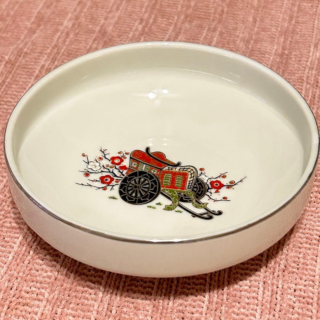 ガチ昭和レトロ食器☆古典的な和のデザインが目を引く食器セット